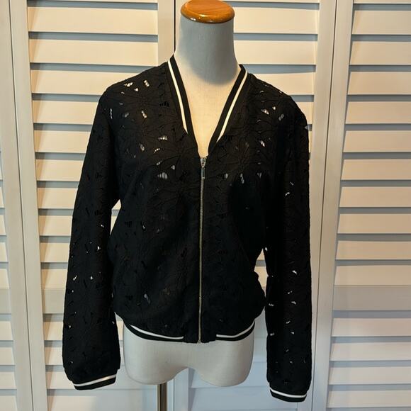 Atmosphere Jackets & Blazers - Atmosphere NWOT Zipper Texture Jacket with striped detail.